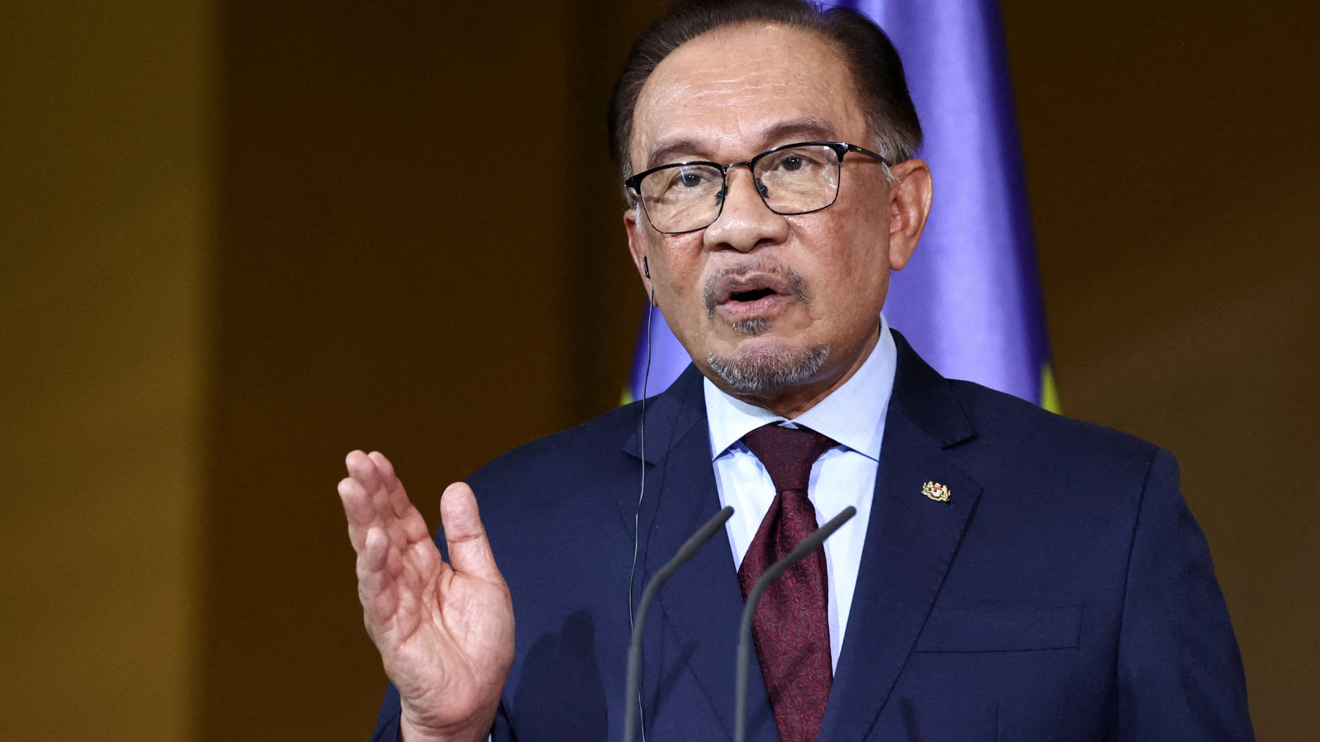 ইসরাইলের হাতে মালয়েশিয়ার ২৩ নাগরিক, আনোয়ার ইব্রাহিমের হুঁশিয়ারি